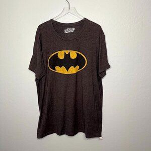Old Navy Collectabilitees Batman Gray T-Shirt 2XLT